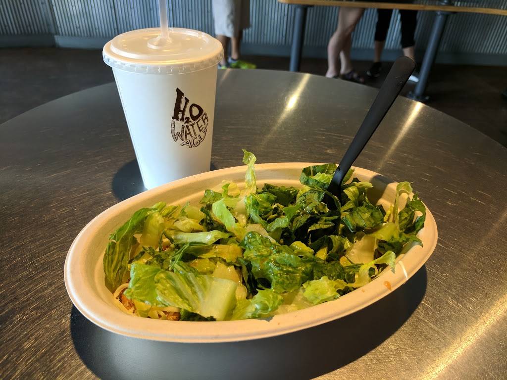 Chipotle Mexican Grill | restaurant | 3000 W 7th St Ste 110, Fort Worth, TX 76107, USA | 8173488530 OR +1 817-348-8530