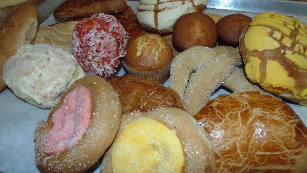 Panaderia Contreras Bakery and Taco Bar | bakery | 3570 Morrison Rd, Denver, CO 80219, USA | 3039223667 OR +1 303-922-3667