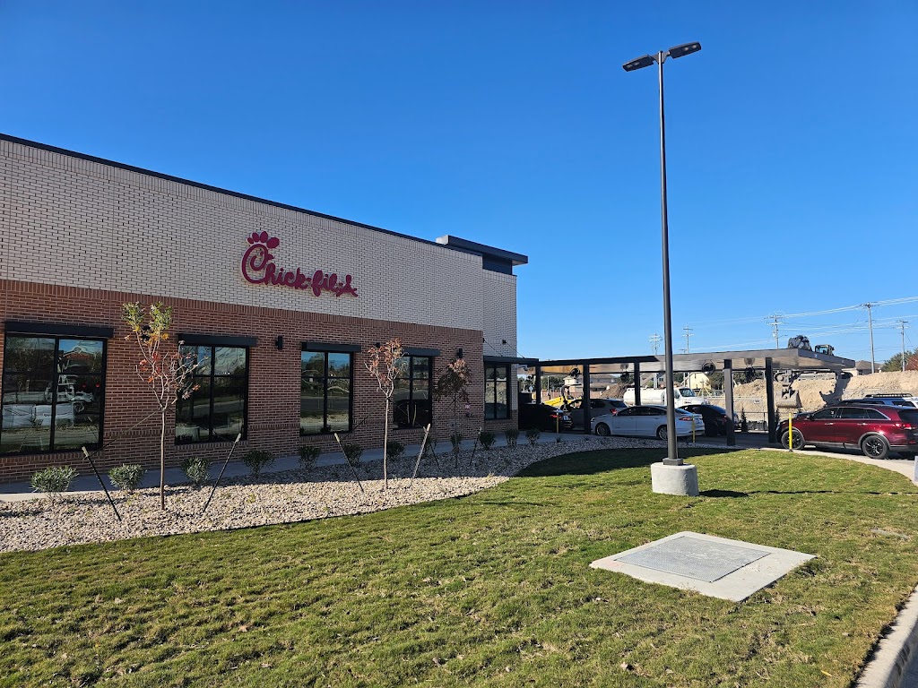 Chick-fil-A | restaurant | 885 Cibolo Valley Dr, Cibolo, TX 78108, USA | 2103002700 OR +1 210-300-2700
