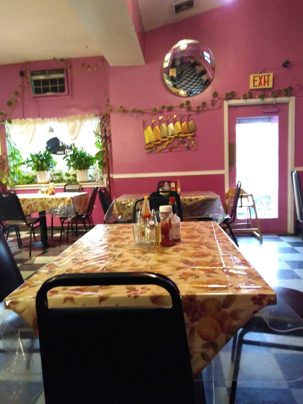 El Embajador Restaurant | restaurant | 3371 Washington St, Jamaica Plain, MA 02130, USA | 6175246812 OR +1 617-524-6812