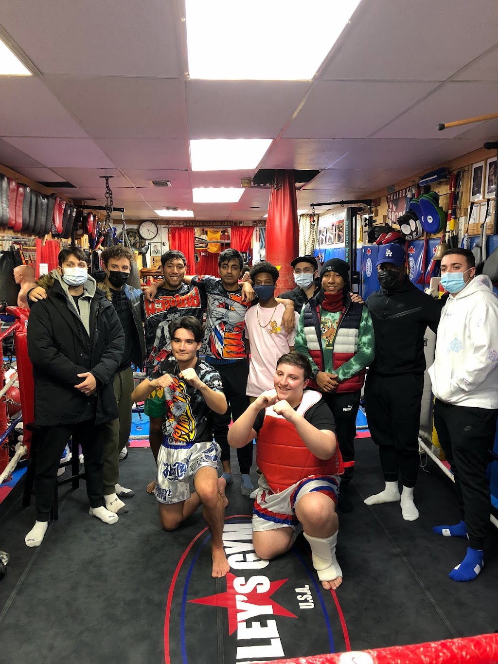 Conleys Gym | restaurant | 595 Plandome Rd, Manhasset, NY 11030, USA | 5163650224 OR +1 516-365-0224