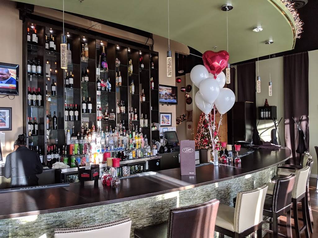 Rios Addison | restaurant | 1600 W Lake St UNIT 102, Addison, IL 60101, USA | 6307733370 OR +1 630-773-3370