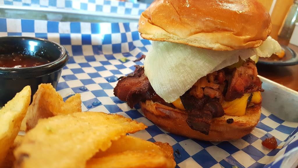 Famous Daves Bar-B-Que | restaurant | 9911 NE Cascades Pkwy, Portland, OR 97220, USA | 5034939000 OR +1 503-493-9000