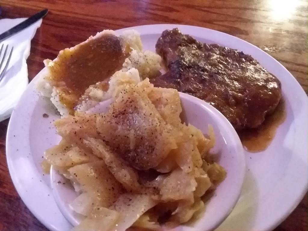 Four Kings Cafe Inc | restaurant | 4642 Jennings Ln, Louisville, KY 40218, USA | 5029682930 OR +1 502-968-2930