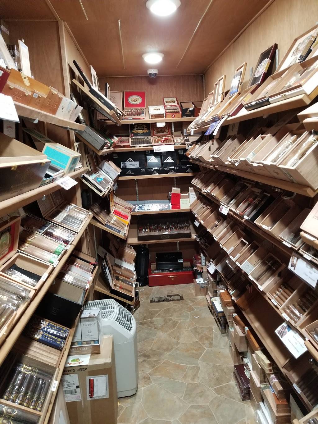 Rudys | restaurant | 409 W Brackenridge St #3313, Fort Wayne, IN 46802, USA | 2604510115 OR +1 260-451-0115