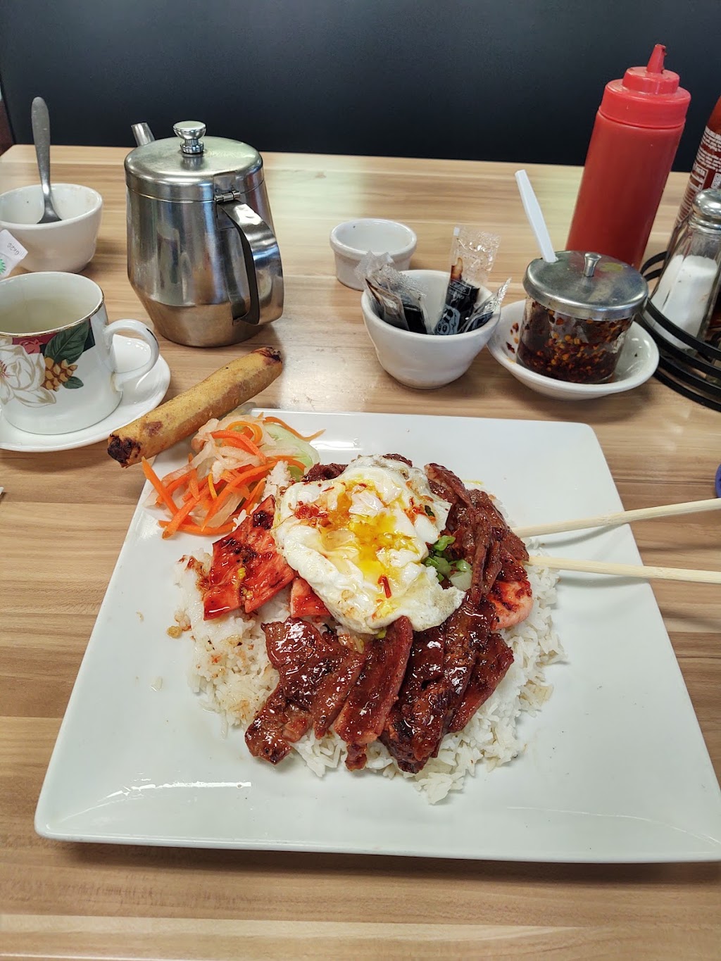 Linh Vietnamese Cuisine | restaurant | 624 S Knoxville Ave, Russellville, AR 72802, USA | 4794986495 OR +1 479-498-6495