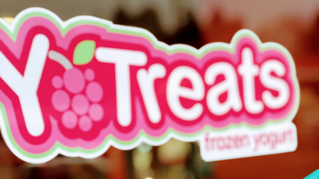 Yo Treats Frozen Yogurt | restaurant | 401 SE Main St, Estacada, OR 97023, USA | 5036304419 OR +1 503-630-4419