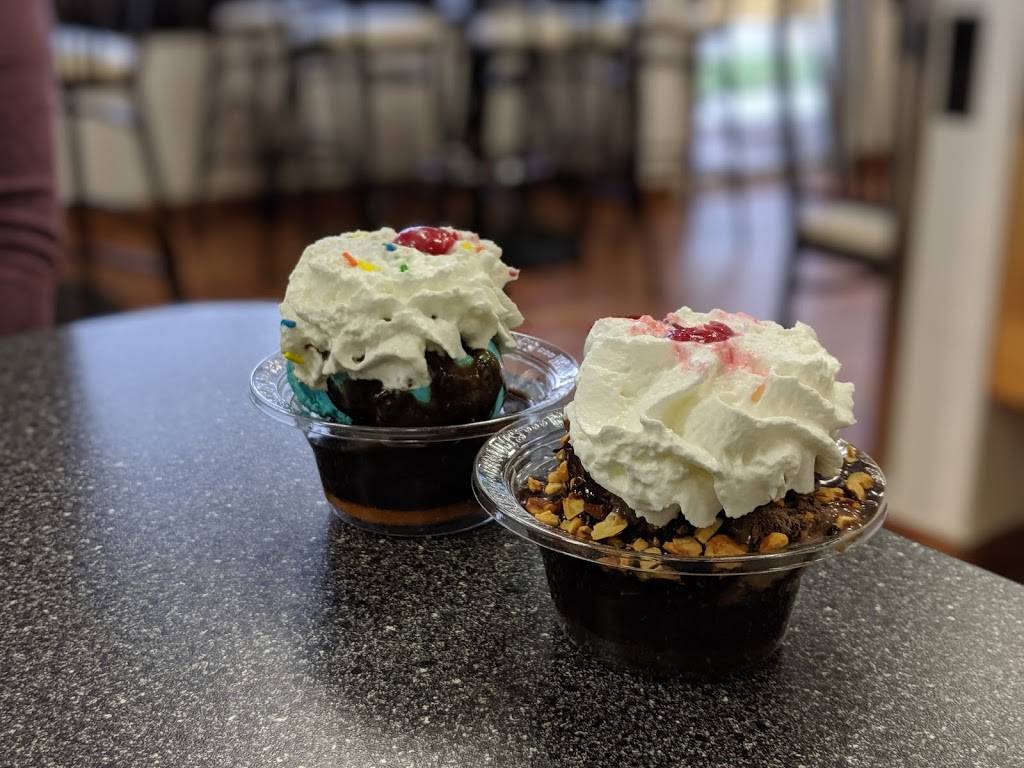 Braums Ice Cream & Burger Restaurant | restaurant | 2201 S Aspen Ave, Broken Arrow, OK 74012, USA | 9184499428 OR +1 918-449-9428