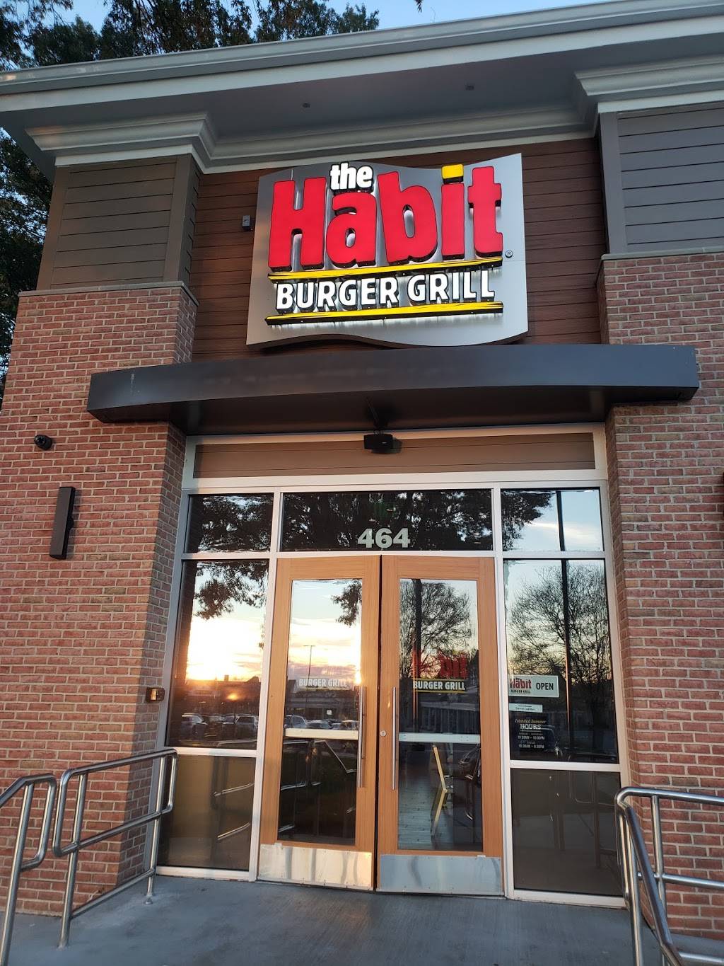 The Habit Burger Grill | restaurant | 464 N Frederick Ave, Gaithersburg, MD 20877, USA | 3019478700 OR +1 301-947-8700