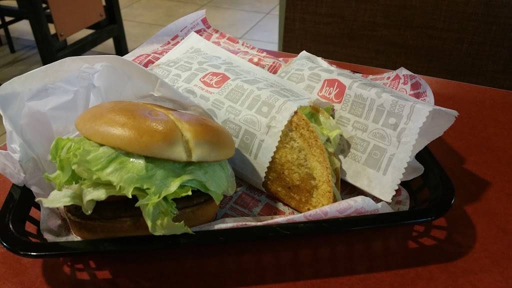 Jack in the Box | restaurant | 3089 Edinger Ave, Tustin, CA 92780, USA | 9498570849 OR +1 949-857-0849