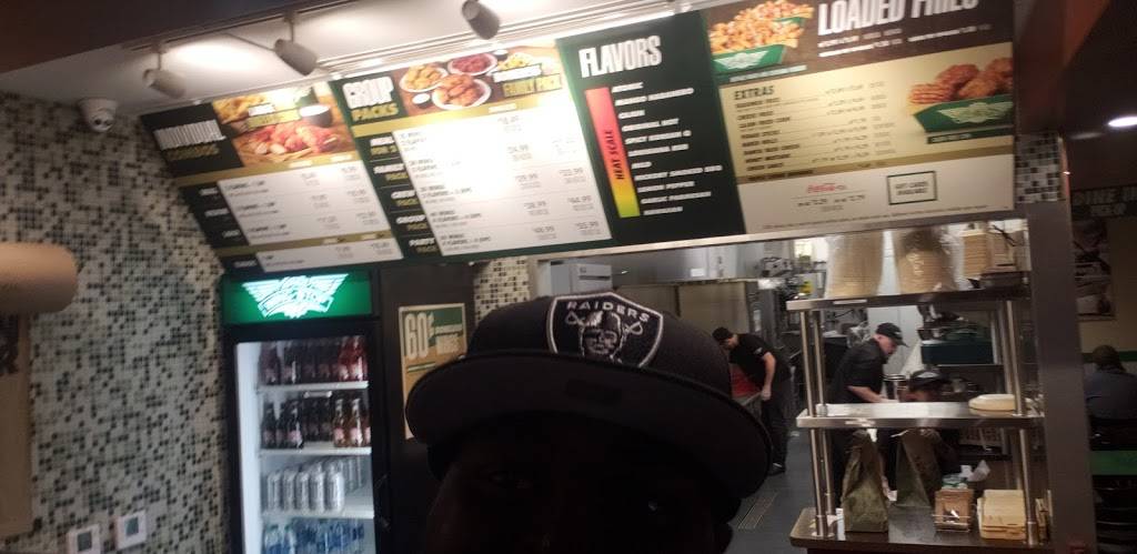 Wingstop | restaurant | 90 N Genesee St, Utica, NY 13502, USA | 3157079464 OR +1 315-707-9464