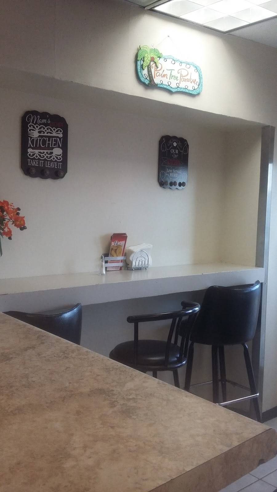 Morenas Kitchen Caribbean Cuisine | restaurant | 5054 1/2 W Armitage Ave B, Chicago, IL 60639, USA | 7736227200 OR +1 773-622-7200