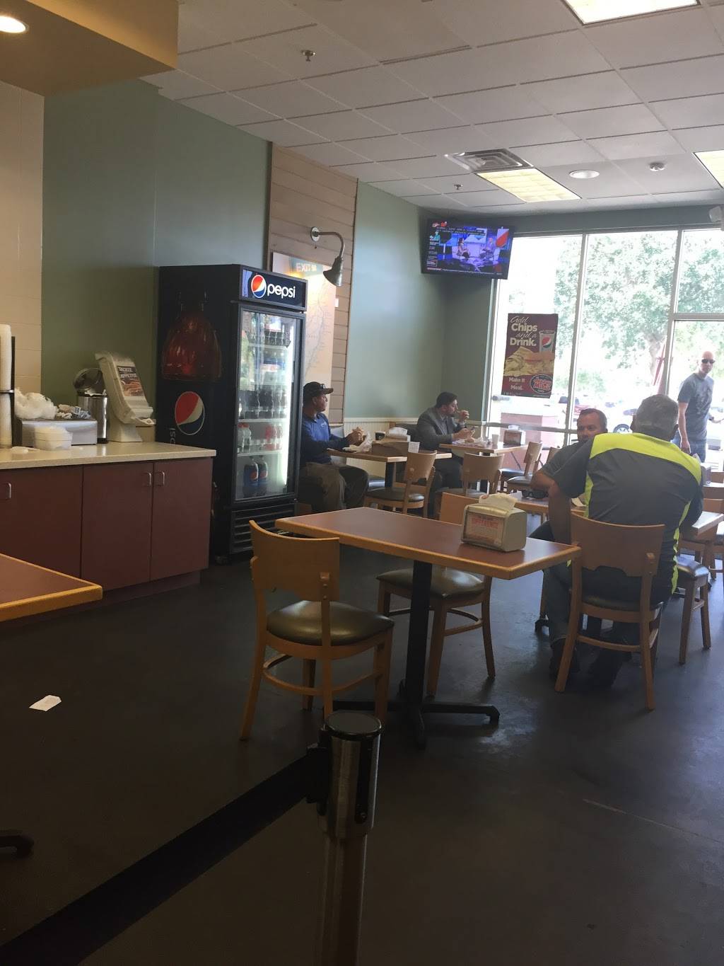 Jersey Mikes Subs | meal takeaway | 851 S State Rd 434 Suite 1020, Altamonte Springs, FL 32714, USA | 4072931715 OR +1 407-293-1715