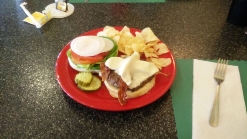 The Bluebird 2 Diner | restaurant | 426 US-6, Factoryville, PA 18419, USA | 5709457686 OR +1 570-945-7686