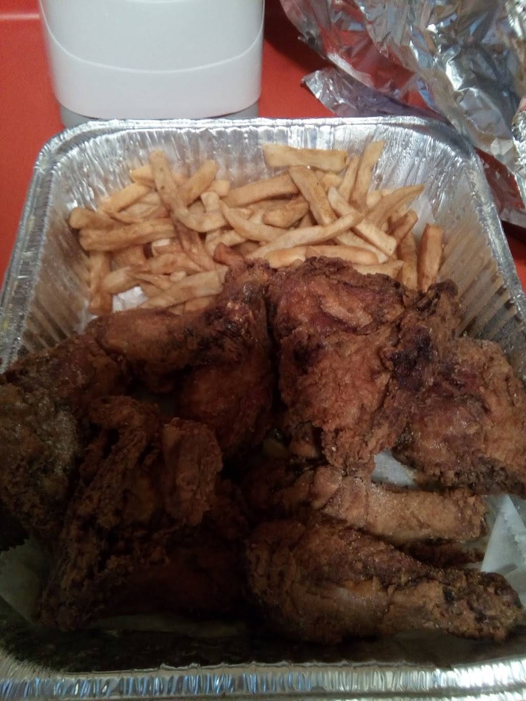 Captain JJs Fish and Chicken | restaurant | 3346 Goodman Rd, Horn Lake, MS 38637, USA | 6625105230 OR +1 662-510-5230