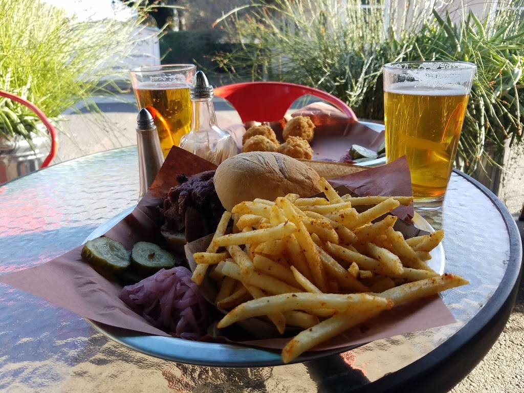 Cochon Volant BBQ Smokehouse | restaurant | 18350 Sonoma Hwy, Sonoma, CA 95476, USA | 7075095480 OR +1 707-509-5480