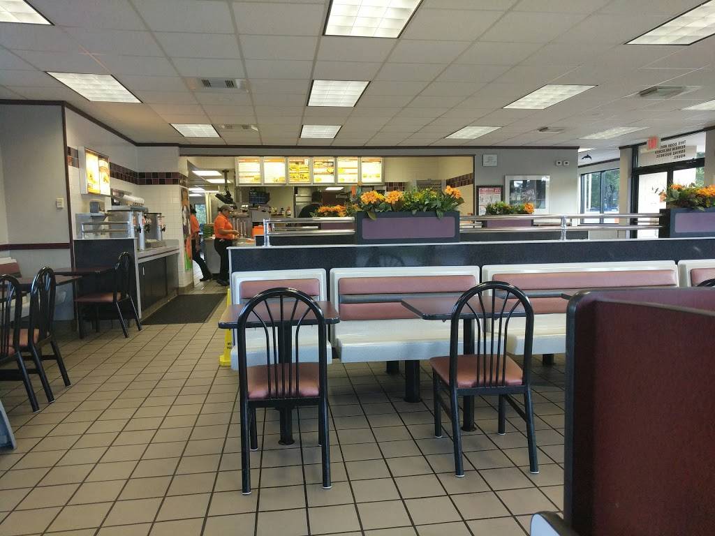 Whataburger | restaurant | 3130 Broadway St, San Antonio, TX 78209, USA | 2108222568 OR +1 210-822-2568