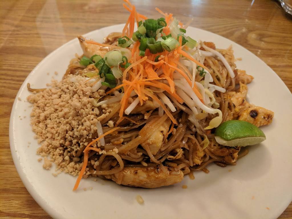 Siam Pasta | restaurant | 7416 N Western Ave, Chicago, IL 60645, USA | 7732740579 OR +1 773-274-0579