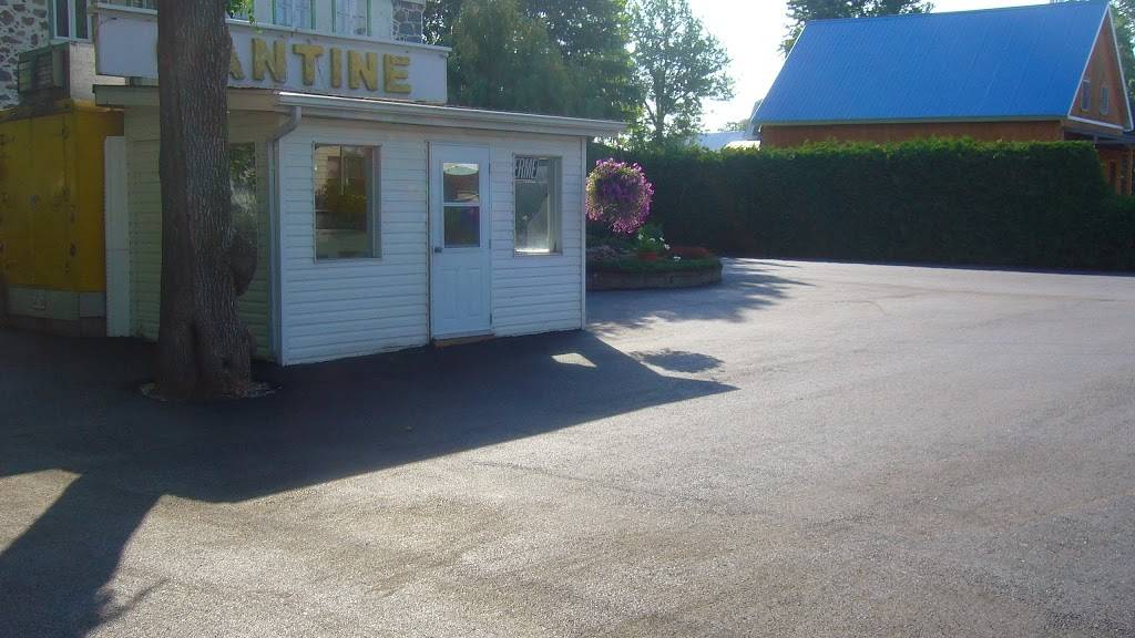 cantine chez ti -marc | restaurant | 168 Rue Saint Joseph, Mont-Saint-Grégoire, QC J0J, Canada | 4503589054 OR +1 450-358-9054