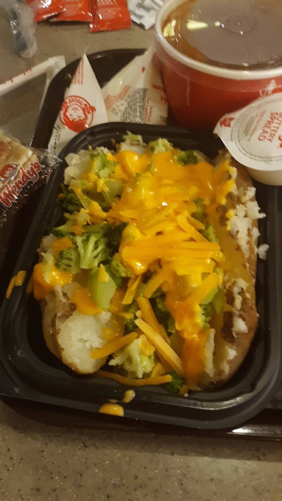 Wendys | restaurant | 1312 S Breiel Blvd, Middletown, OH 45044, USA | 5134222543 OR +1 513-422-2543