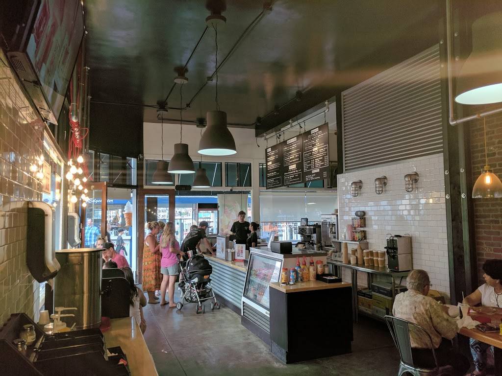 Pizza Petes | restaurant | 701 Edgewater Pl, Newport Beach, CA 92661, USA | 9496620021 OR +1 949-662-0021