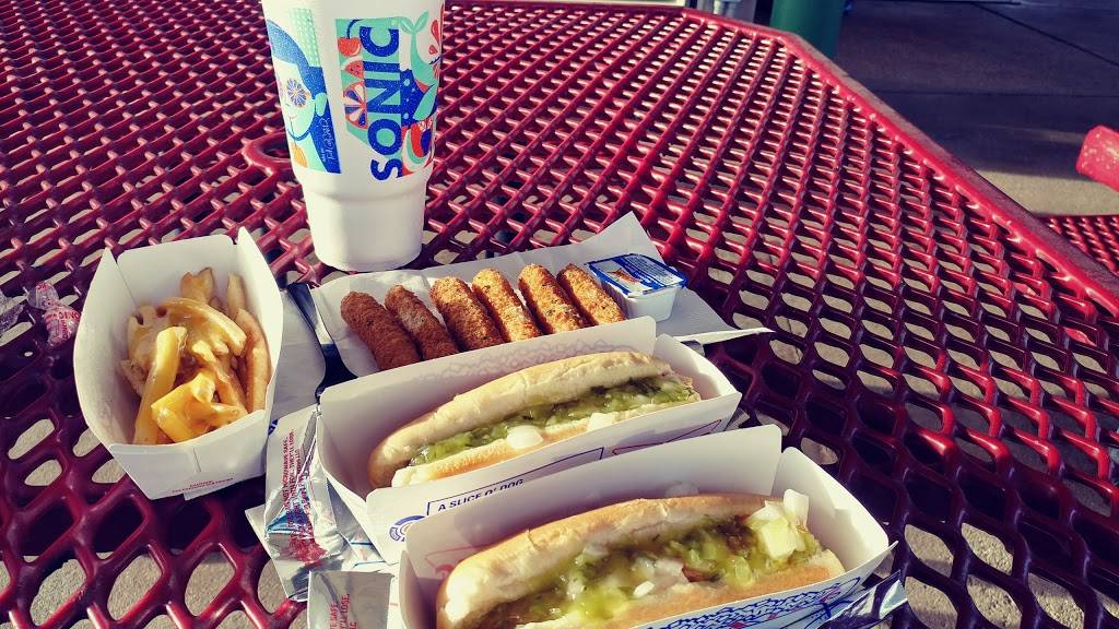 Sonic Drive-In | restaurant | 9827 W Main Hwy, La Porte, TX 77571, USA | 2814719681 OR +1 281-471-9681