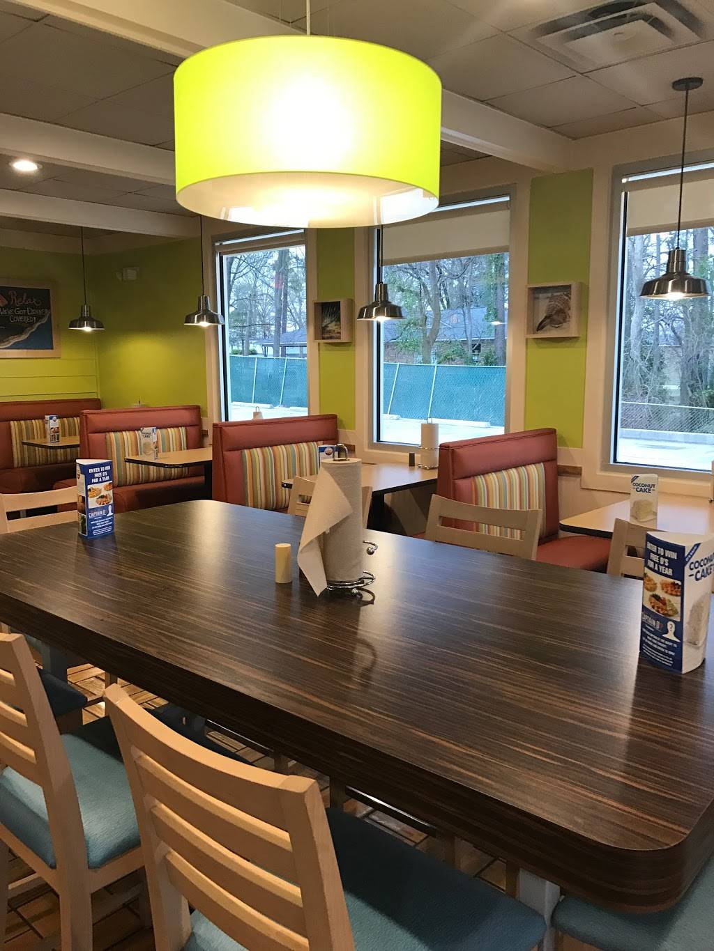 Captain Ds | restaurant | 656 Bush River Rd, Columbia, SC 29210, USA | 8037987482 OR +1 803-798-7482