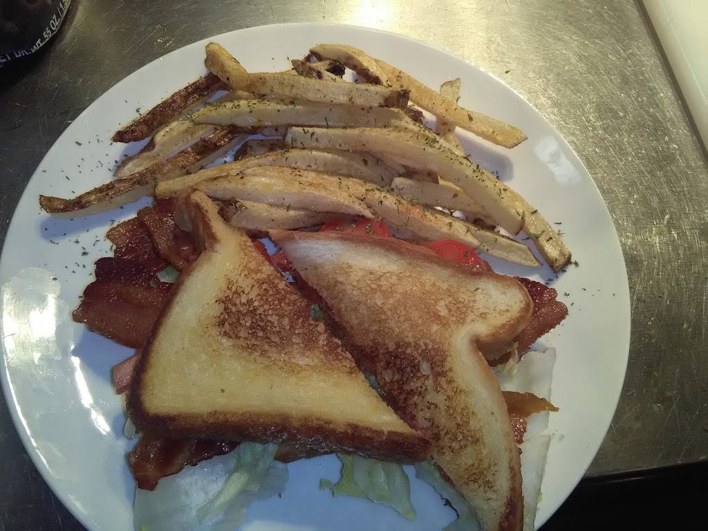 Guss Pizza & Bar | restaurant | 24 Eugene ONeill Dr, New London, CT 06320, USA | 8604451989 OR +1 860-445-1989