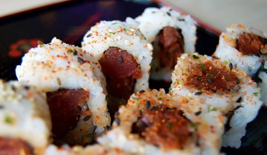 Catch of the Day Seafood & Sushi | restaurant | 9720 Jones Rd #100, Houston, TX 77065, USA | 2818947775 OR +1 281-894-7775