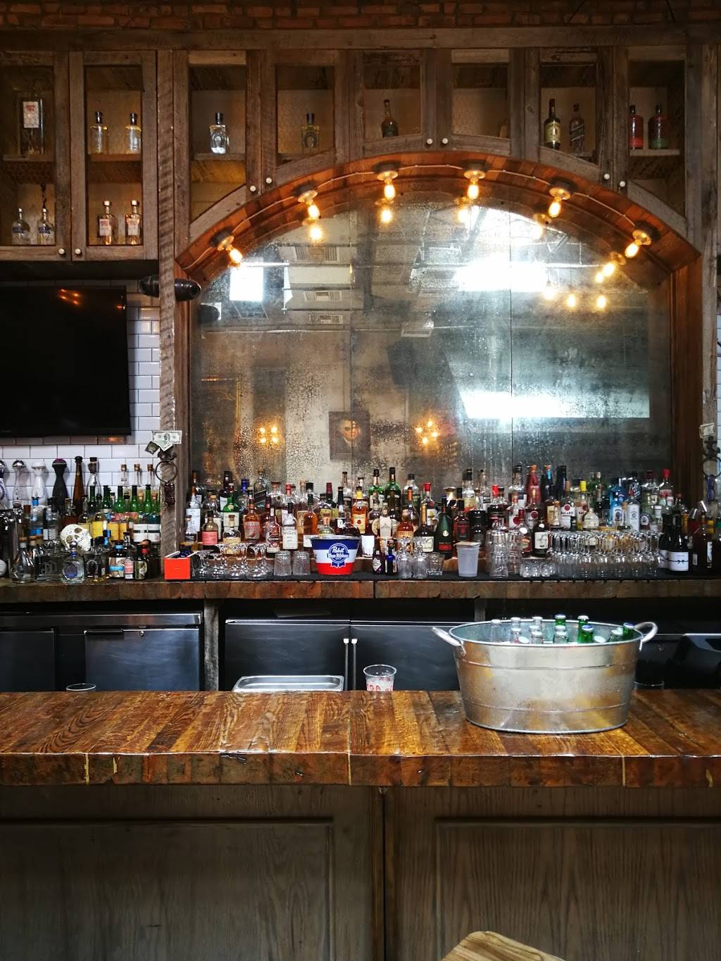 Bodega Taqueria y Tequila | restaurant | 1220 16th St, Miami Beach, FL 33139, USA | 3057042145 OR +1 305-704-2145