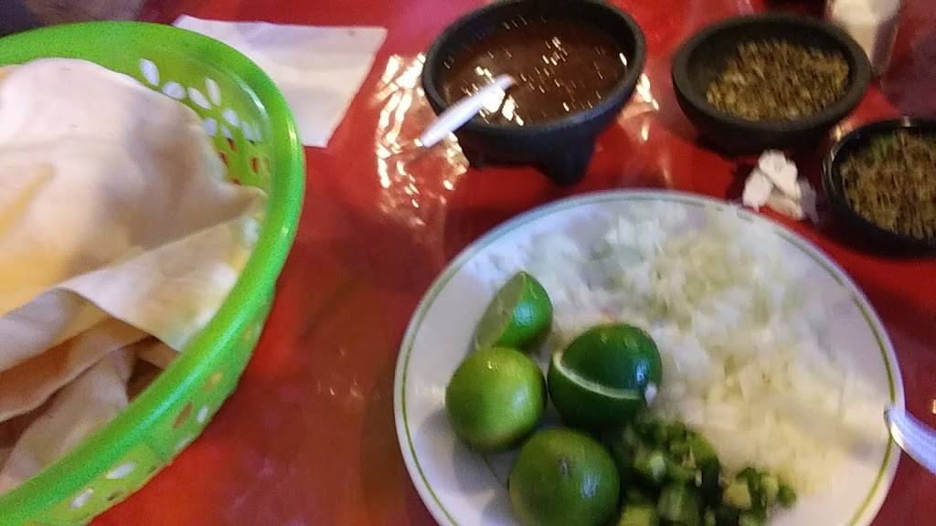Taqueria Guerrero | restaurant | 917 N D St #2, Madera, CA 93638, USA | 5596735125 OR +1 559-673-5125