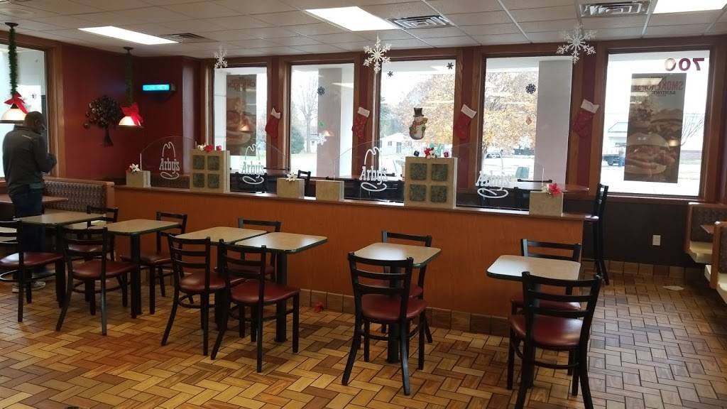 Arbys | restaurant | 700 Park St, Belmont, NC 28012, USA | 7048254950 OR +1 704-825-4950
