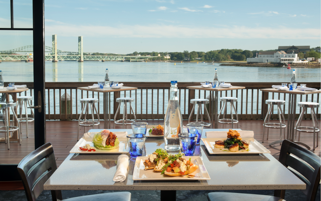 Martingale Wharf | restaurant | 99 Bow St Suite W, Portsmouth, NH 03801, USA | 6034310901 OR +1 603-431-0901