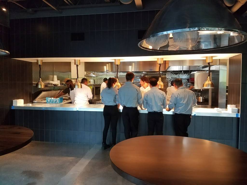 Arnettes Chop Shop | restaurant | 2700 Apple Valley Rd NE, Brookhaven, GA 30319, USA | 4049690701 OR +1 404-969-0701