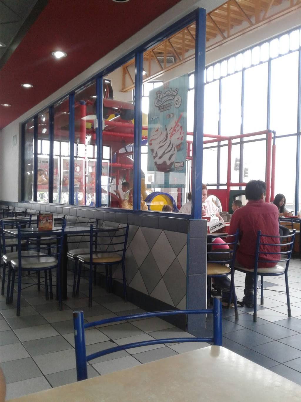 Kentucky Fried Chicken | restaurant | Calle Tecate 21330, Jardin Dorado, 22200 Tijuana, B.C., Mexico | 016645154747 OR +52 664 515 4747