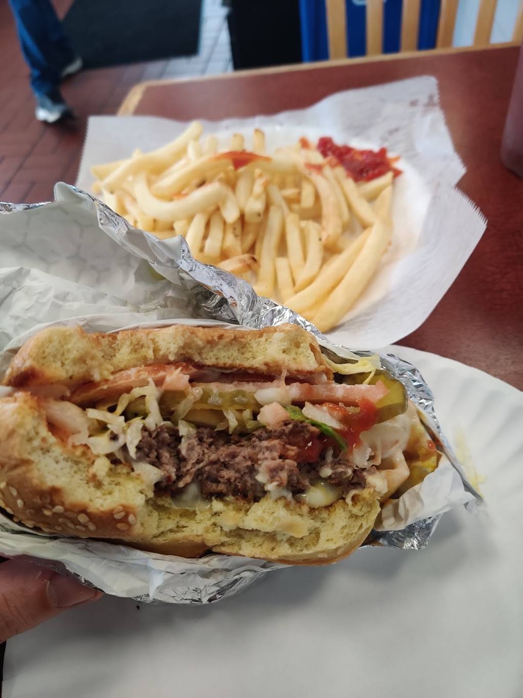 Kings Famous Roast Beef & Seafood | restaurant | 145 North St, Salem, MA 01970, USA | 9787457779 OR +1 978-745-7779