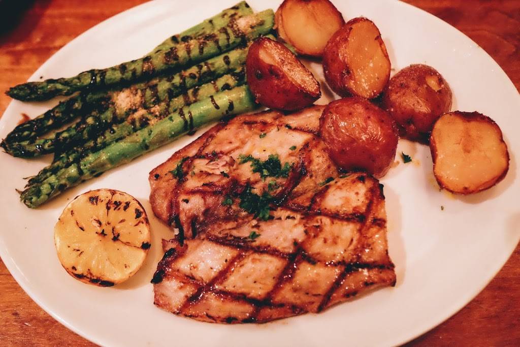 Kings Fish House | restaurant | 12427 N Mainstreet, Rancho Cucamonga, CA 91739, USA | 9098031280 OR +1 909-803-1280