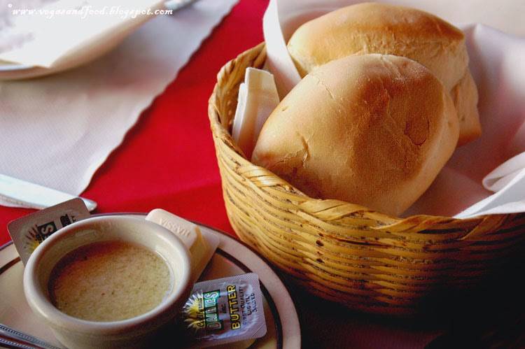 El Floridita Restaurant | restaurant | 1253 Vine St, Los Angeles, CA 90038, USA | 3238718612 OR +1 323-871-8612