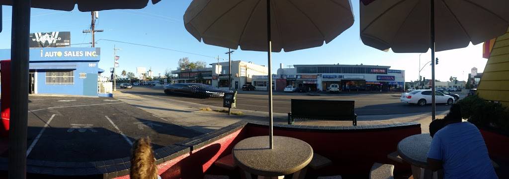 Wienerschnitzel | restaurant | 3619 W Olympic Blvd, Los Angeles, CA 90019, USA | 3237348714 OR +1 323-734-8714