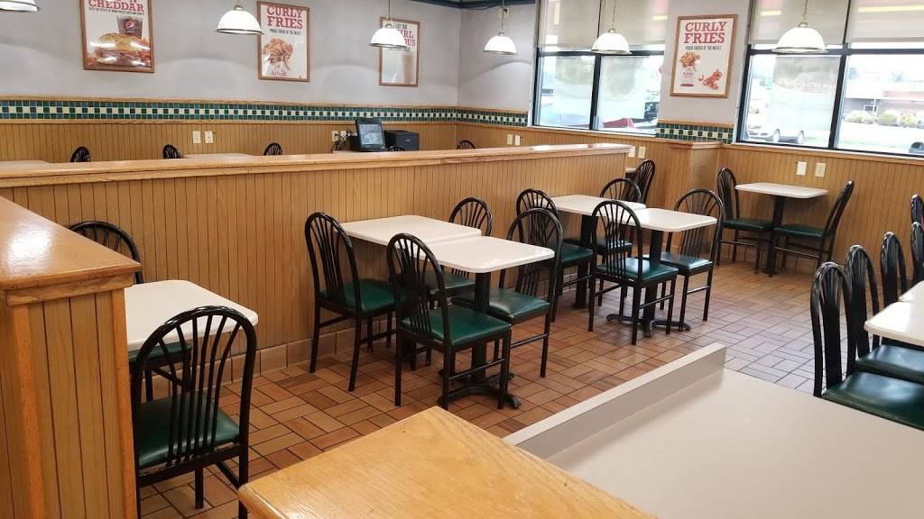 Arbys | restaurant | 44133 Fairground St, Caldwell, OH 43724, USA | 7407326566 OR +1 740-732-6566