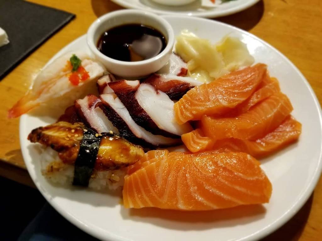 Kome Buffet | restaurant | 1901 Junipero Serra Blvd, Daly City, CA 94014, USA | 6509926600 OR +1 650-992-6600