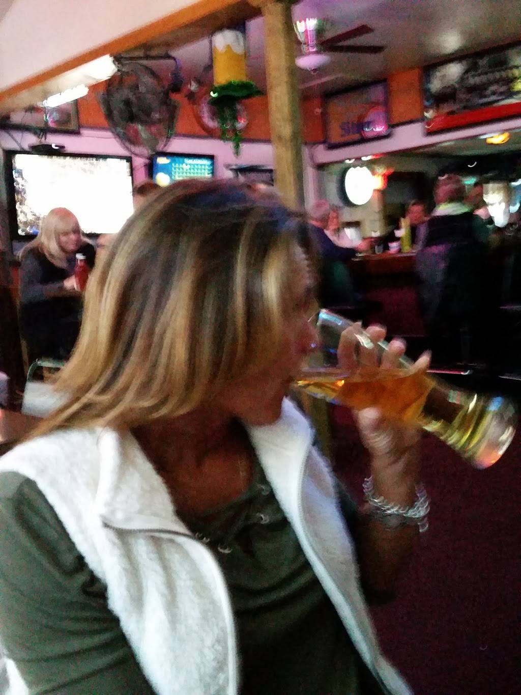 Cliffside Key Club | restaurant | 2118 S Main St, Akron, OH 44301, USA | 3307249770 OR +1 330-724-9770