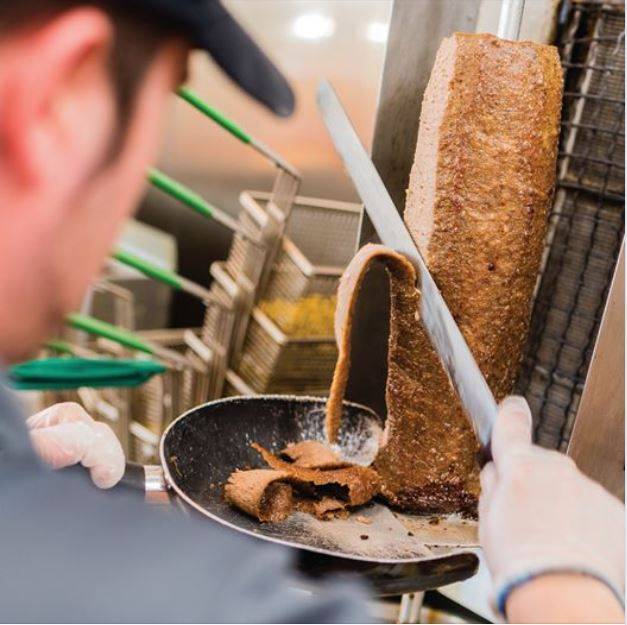 Garbanzo Mediterranean Fresh | restaurant | 41 Bond St, Watertown, MA 02472, USA | 6177440607 OR +1 617-744-0607