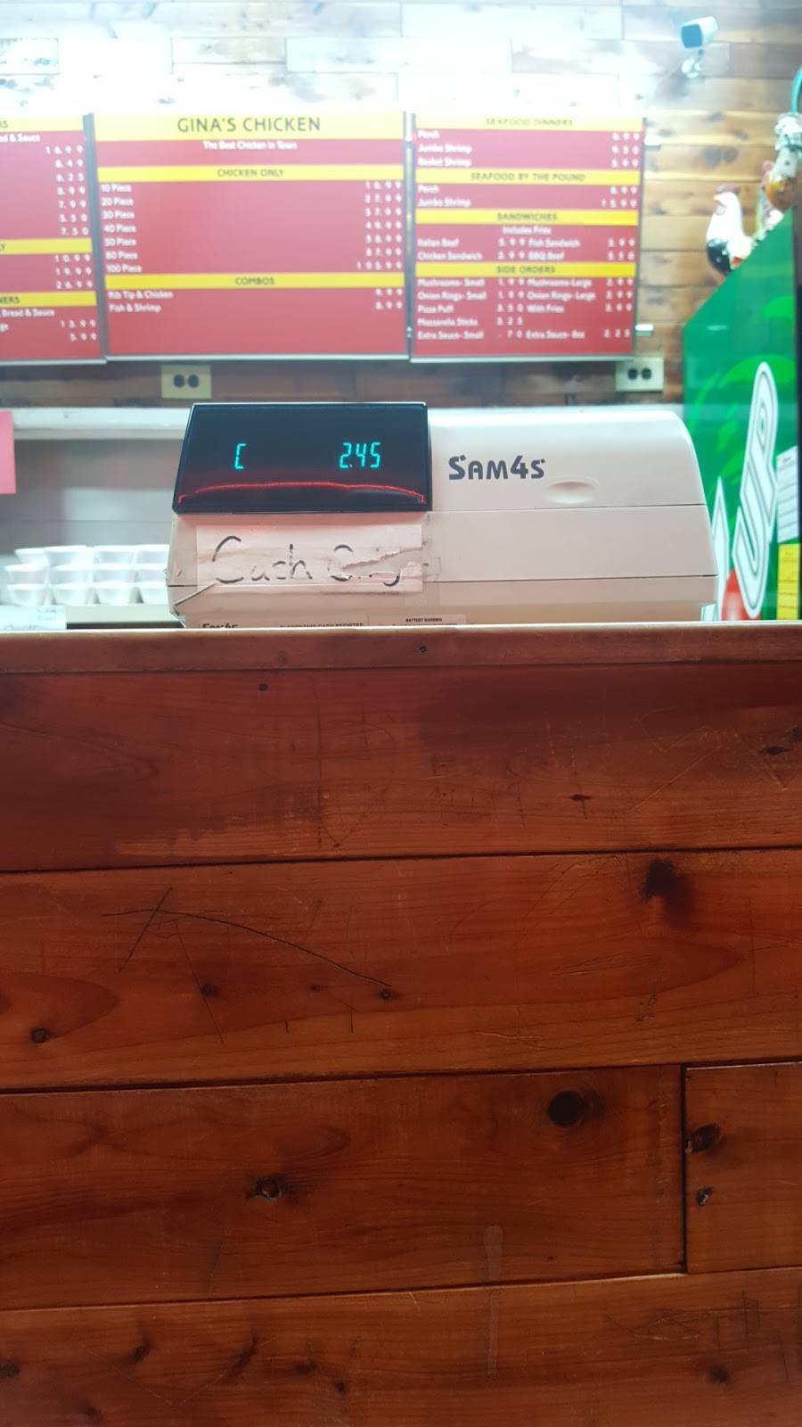 Ginas Chicken | restaurant | 3415 E 106th St, Chicago, IL 60617, USA | 7733755580 OR +1 773-375-5580