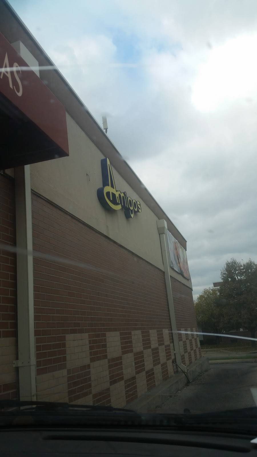 Amigos/Kings Classic | cafe | 2631 E St, Lincoln, NE 68510, USA | 4024764101 OR +1 402-476-4101