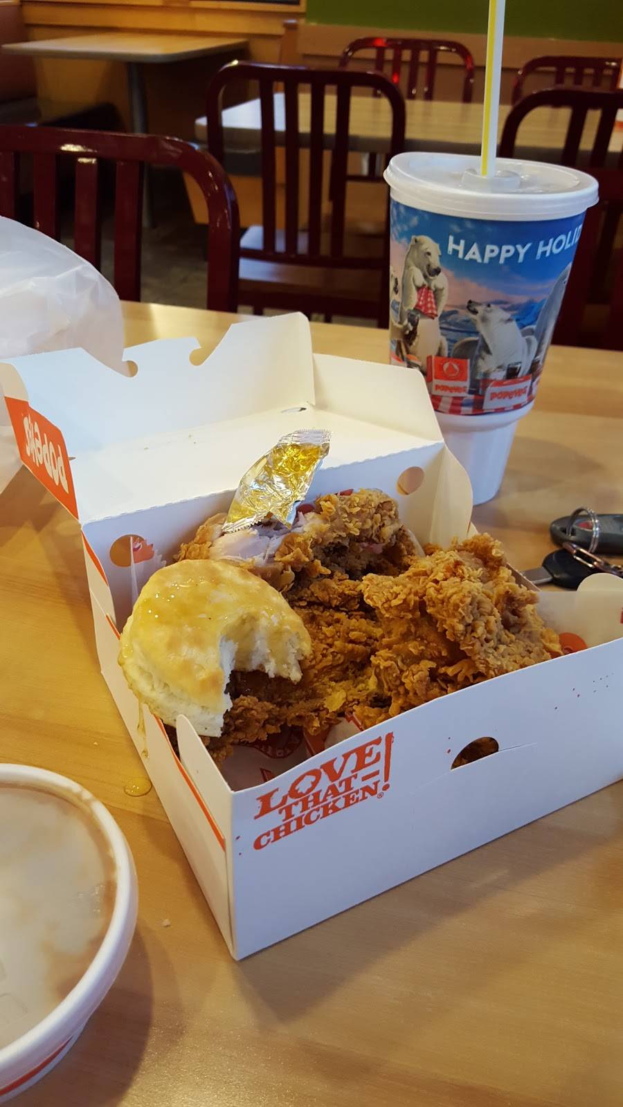 Popeyes Louisiana Kitchen | restaurant | 3633 W 86th St, Indianapolis, IN 46268, USA | 3178760211 OR +1 317-876-0211