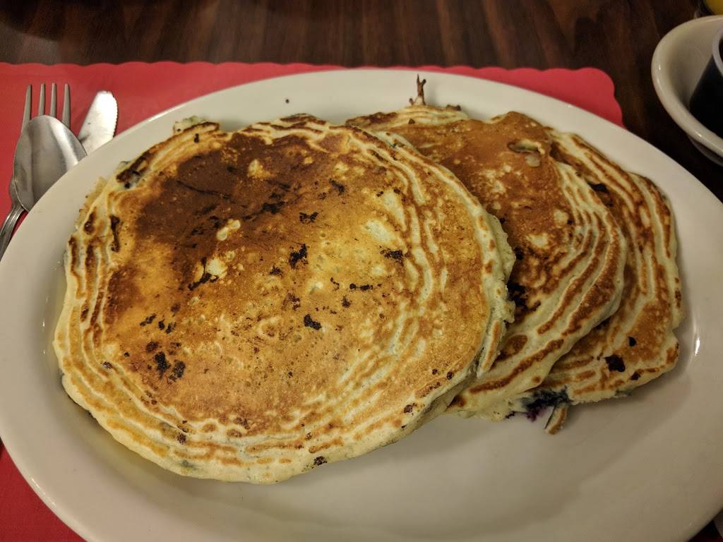 Inbetween Cafe | restaurant | 56 English Plaza, Red Bank, NJ 07701, USA | 7327419684 OR +1 732-741-9684