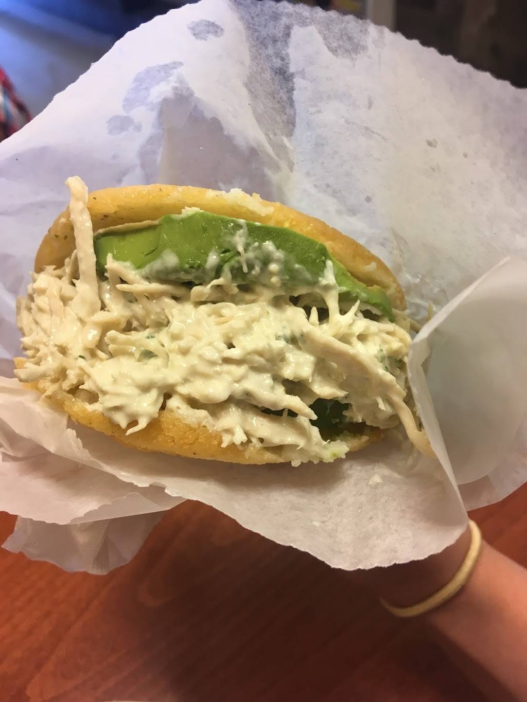 Arepa con que | restaurant | 1898 N Wickham Rd, Melbourne, FL 32935, USA | 3214256169 OR +1 321-425-6169