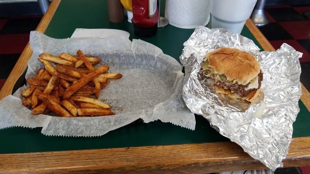 Double Flame Burgers | restaurant | 5408 Valley Station Rd, Louisville, KY 40272, USA | 5026181505 OR +1 502-618-1505