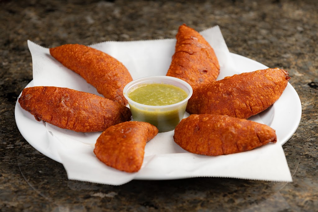 Mariscos La Phoenikera | restaurant | 2915 N 43rd Ave, Phoenix, AZ 85031, USA | 6026123911 OR +1 602-612-3911